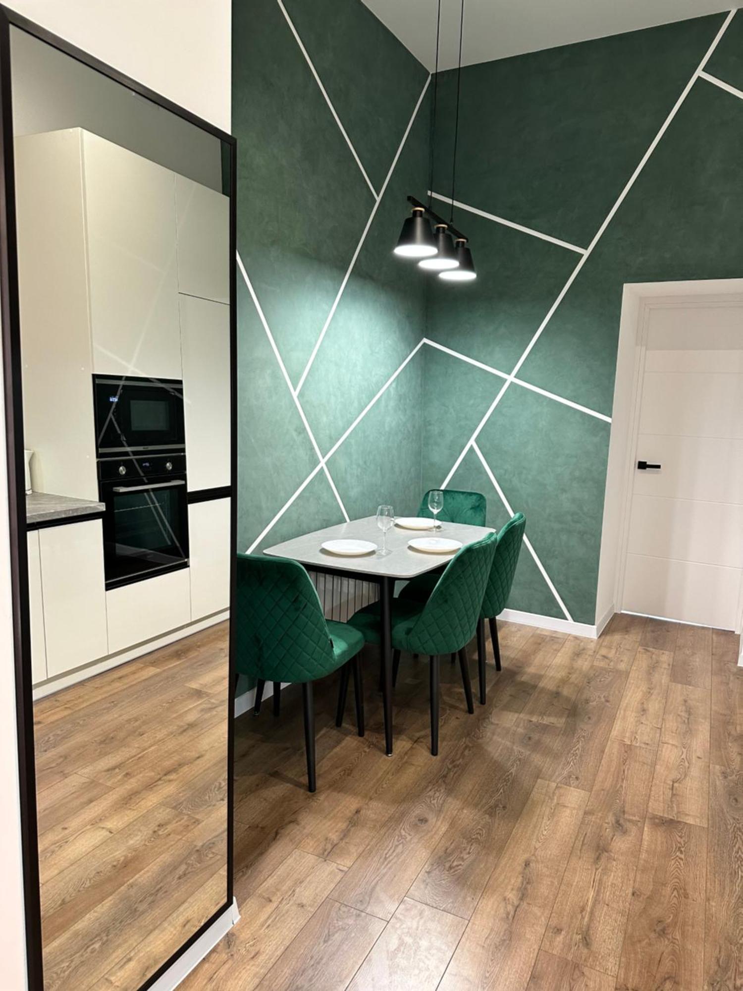Romantic Apartments - In The Center Of Lviv , King-Size Bed Zewnętrze zdjęcie