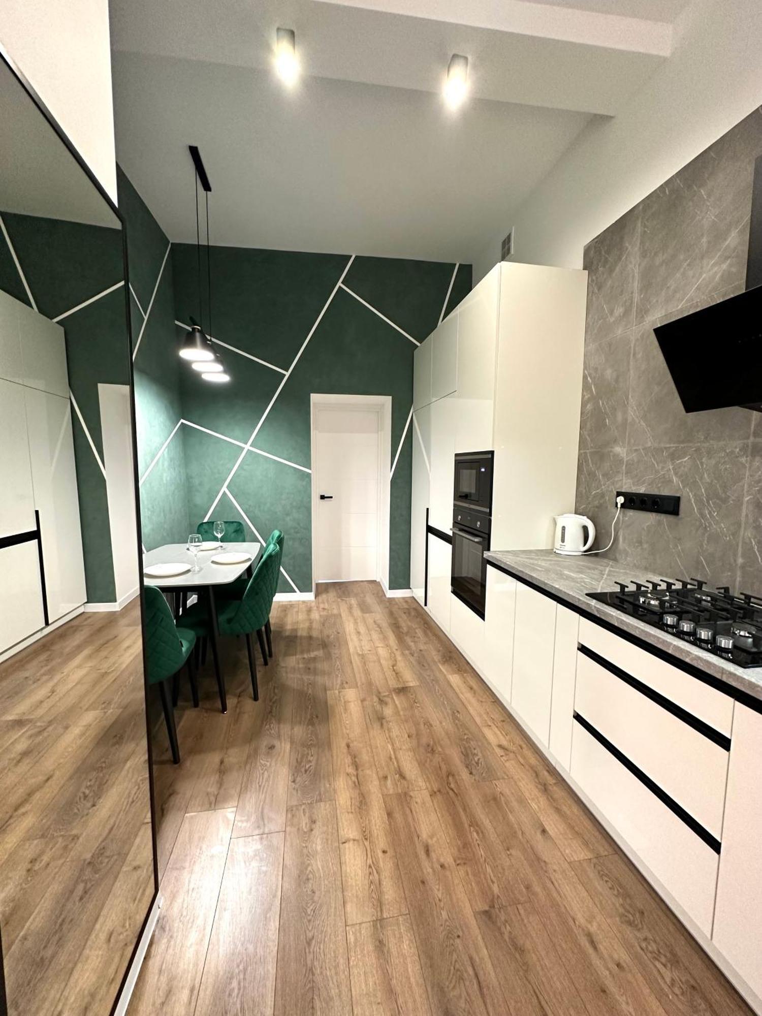 Romantic Apartments - In The Center Of Lviv , King-Size Bed Zewnętrze zdjęcie