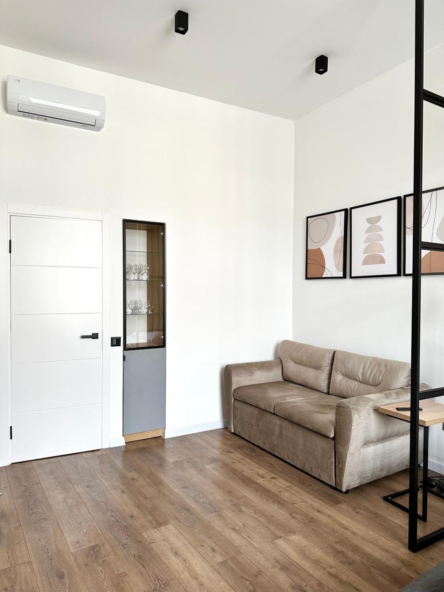 Romantic Apartments - In The Center Of Lviv , King-Size Bed Zewnętrze zdjęcie