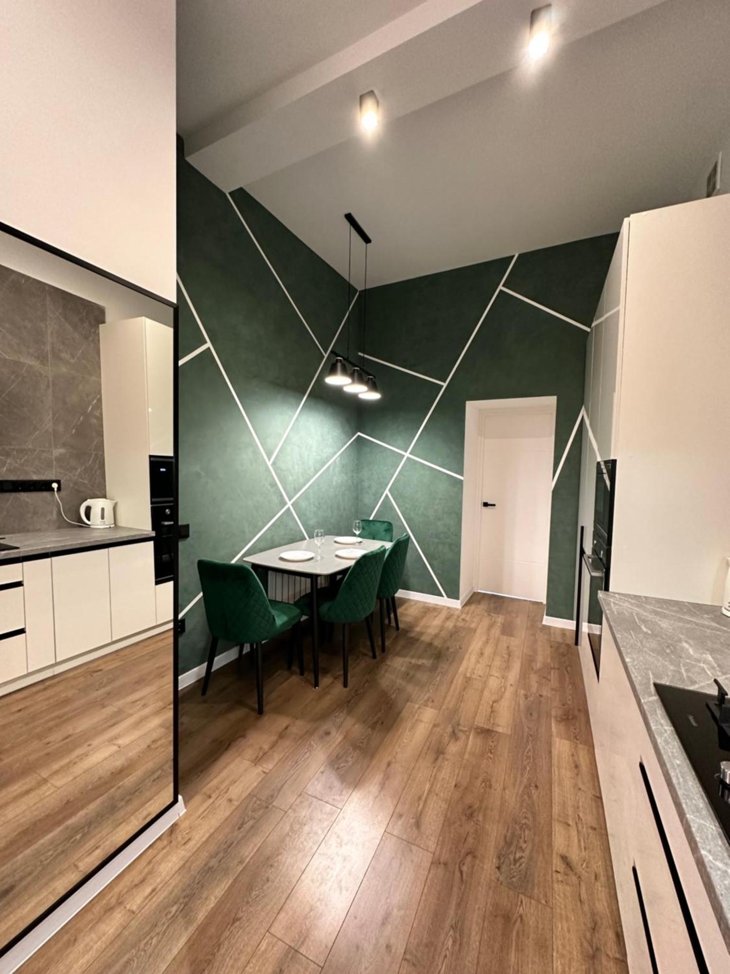 Romantic Apartments - In The Center Of Lviv , King-Size Bed Zewnętrze zdjęcie